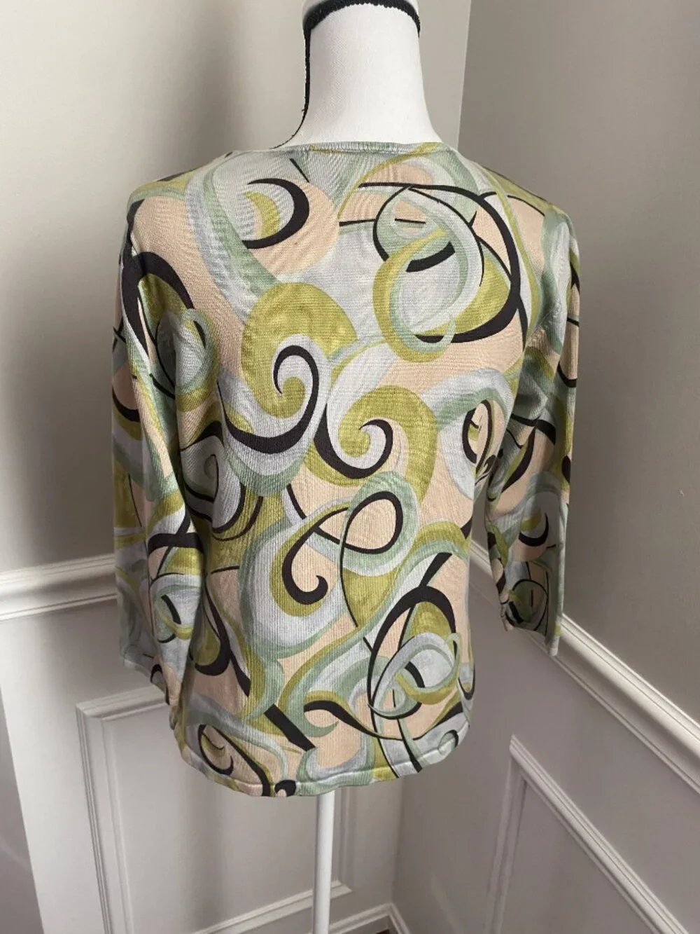 Vintage Talbots Artsy Pullover Sweater size medium